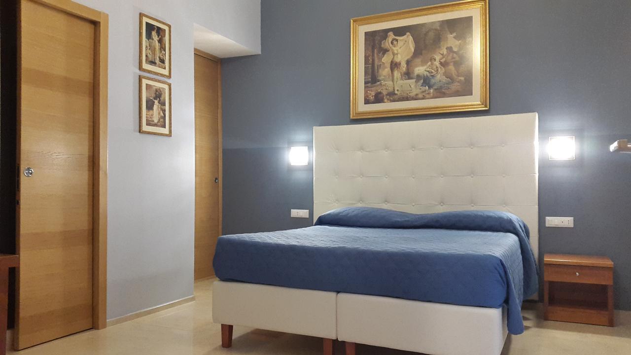 La Residenza Suites Rome Bagian luar foto