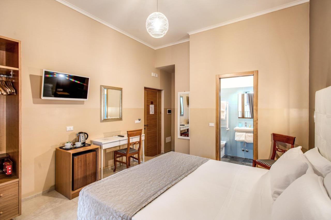 La Residenza Suites Rome Bagian luar foto